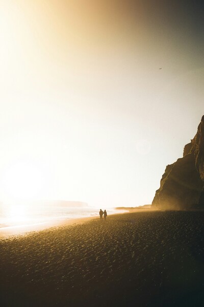 Tranquil Sunset Beach Wallpaper – Aesthetic iPhone 4K Ultra HD Background