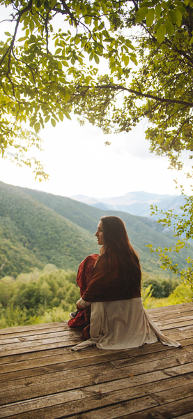 • “Peaceful Mountain Scene Wallpaper – Aesthetic 4K Nature Photography