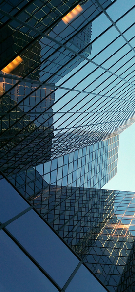 Aesthetic Skyscraper Wallpaper – Modern Architecture 4K Ultra HD Background